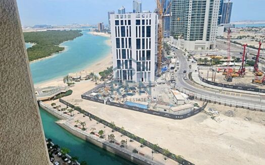 Scenic Canal Views |Spacious | Prime Location for Rent