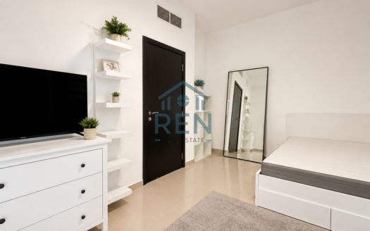 Elegant Living |Spacious | Secure Community for Sale