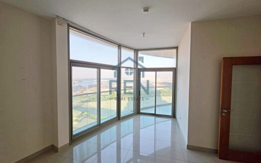 Best Offer |Ready to Move In | Prime Location for Rent