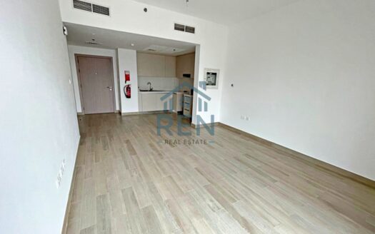 Spacious 1BR | Flexible Payments | Prime Area for Rent