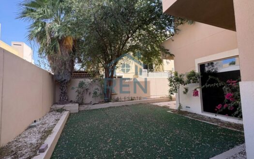 TOWNHOUSE VILLA_STYLE | FULL PRIVACY for Sale
