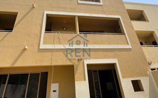 3 Floor Villa| Vacant  | Prime location for Rent
